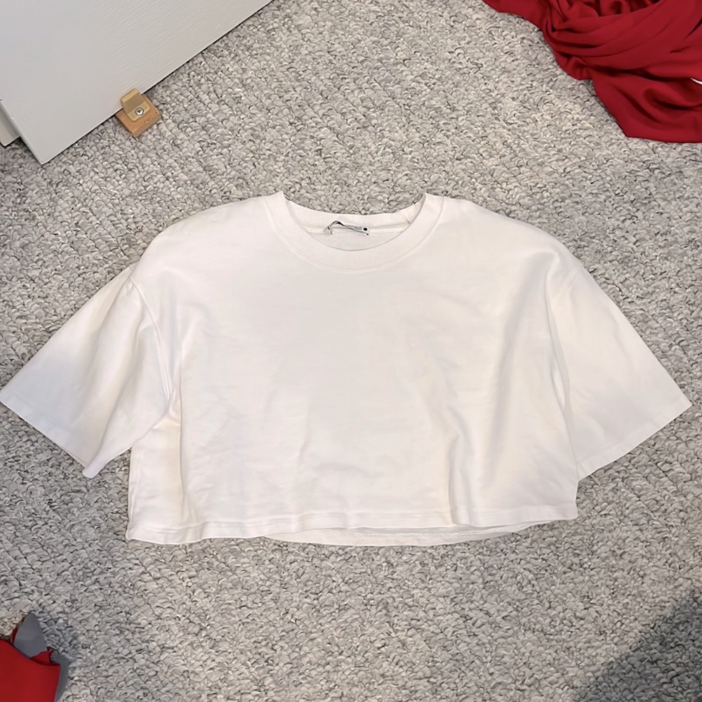 White Zara Cropped Tee